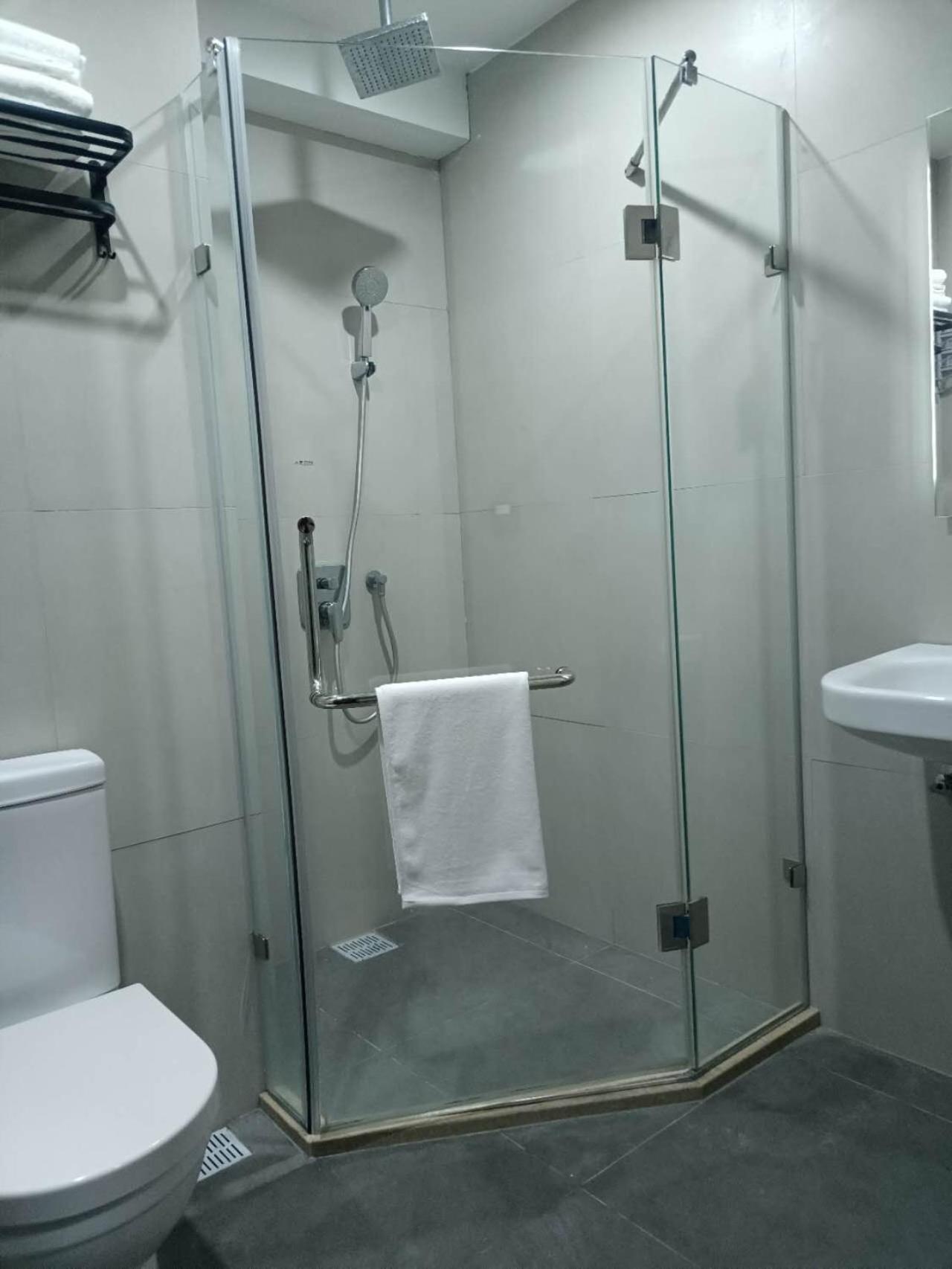 Davao City Aeontower Suites&Hotel By Cmc מראה חיצוני תמונה
